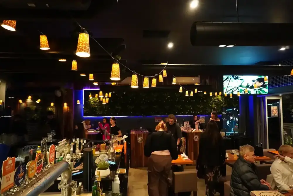 The dining room seen from behind the bar